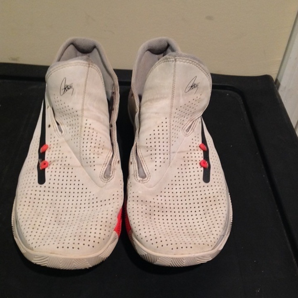 Under Armour Curry SC White Basketball Shoes‎ Size 10.5 Men's
